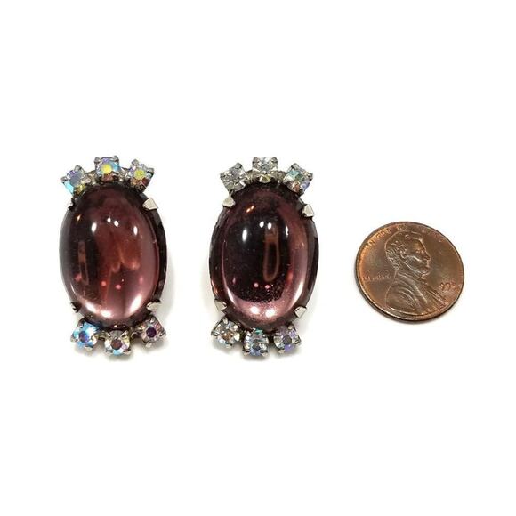 Vintage Lucite Aurora Borealis Clip Earrings, Clear Purple Cabochons, 1 1/4 Inch - Picture 9 of 10